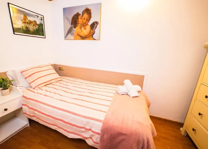 Rustic Poble Sec Apartment